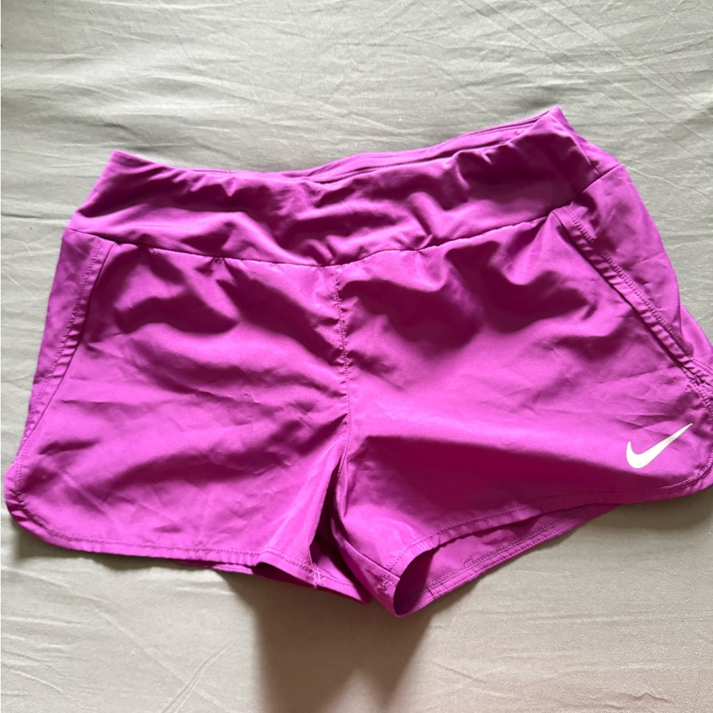 Nike Women's purple Athletic Shorts size medium